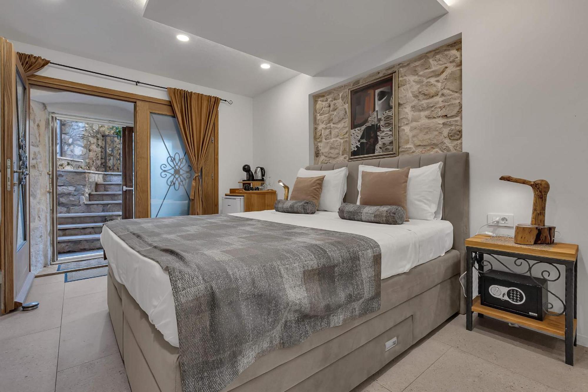 Luxury Rooms Palace B&B Makarska Exterior photo